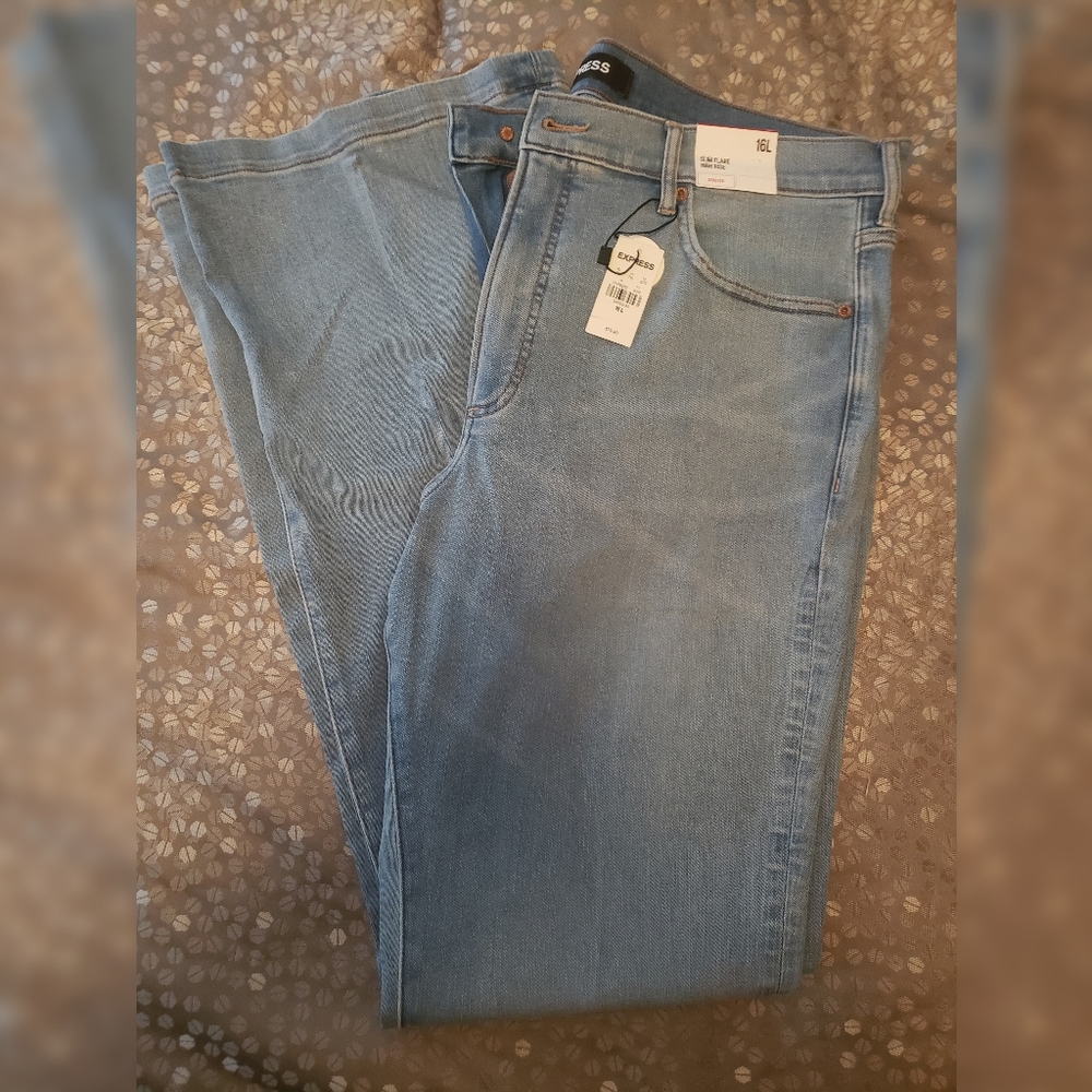 💗 NWT Express Slim Flare Jeans 💗